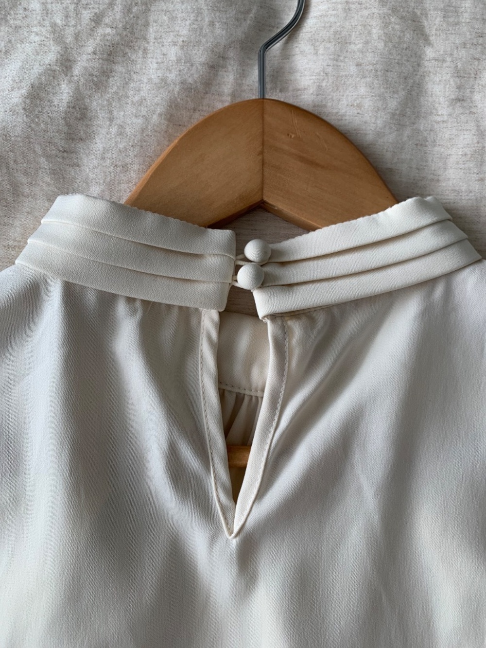 KOTN Bow Neck Long Sleeve Shirt Blouse Women's size L - Picture 6 of 14